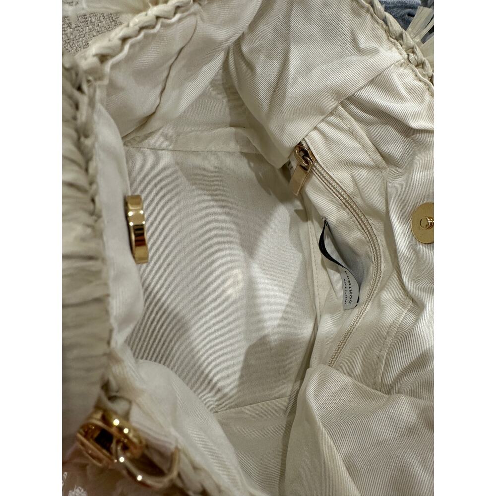 New Carolina Santo Domingo Corallina Linen
Top Handle Raffia Tote/Crossbody - Picture 3 of 5